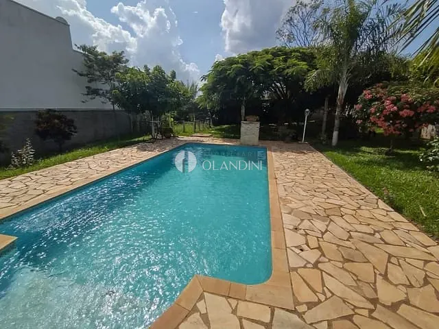 Chácara com 1248m² 4 quartos e 2 banheiros, à venda, no bairro Área Rural de Artur Nogueira em Artur Nogueira