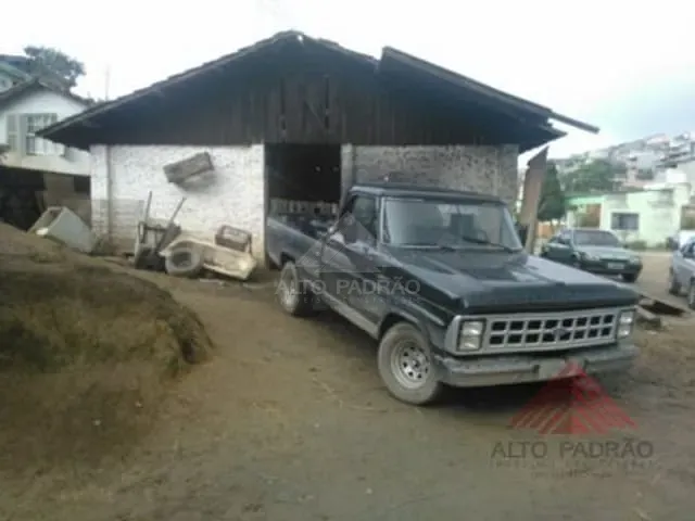 Chácara à venda, no bairro Bairro inválido em Cidade inexistente