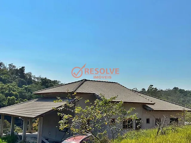 Chácara com 1800m² 3 quartos e 3 banheiros, à venda, no bairro Freguesia da Escada em Guararema