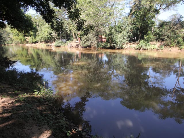 Chácara com 550m² 2 quartos e 1 banheiro, para alugar, no bairro Rural em Vargem Grande do Sul