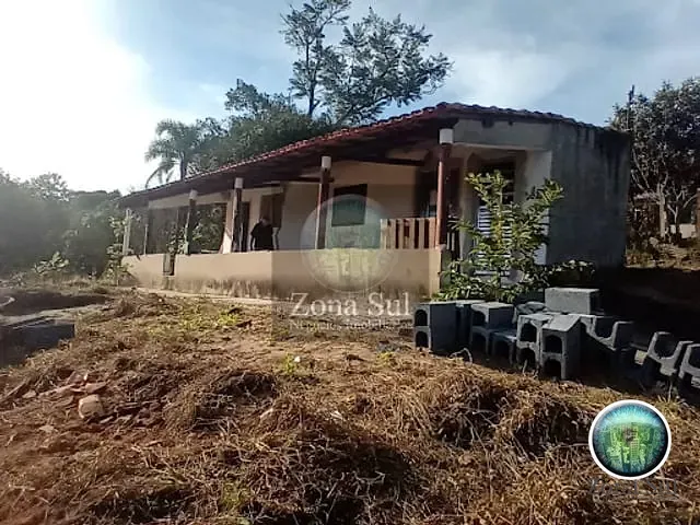 Chácara com 50m² 1 quarto e 1 banheiro, à venda, no bairro Alpes de Sarapui em Salto de Pirapora
