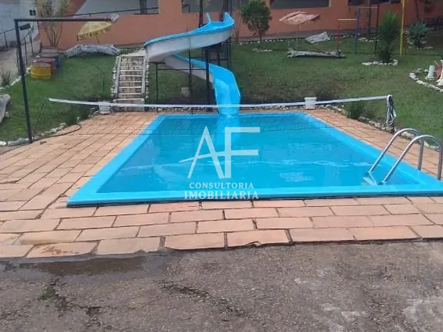 Chácara com 1030m² 3 quartos e 2 banheiros, à venda, no bairro Centro em Taubaté