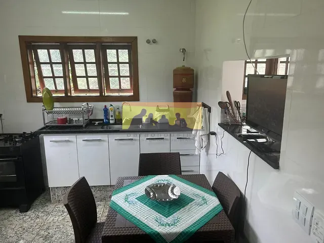Chácara com 1806m² 2 quartos e 3 banheiros, à venda, no bairro Loteamento Chácaras Vale das Garças em Campinas