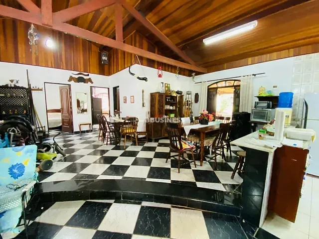 Chácara 3 quartos e 3 banheiros, à venda, no bairro Haras Santa Rosa em Ibiúna