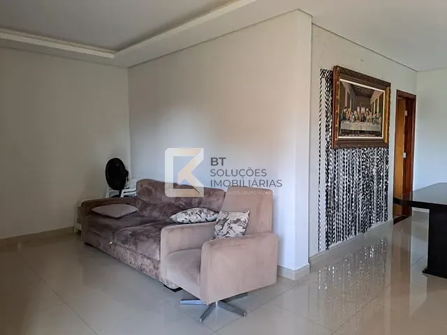 Chácara com 5175m² 3 quartos e 5 banheiros, à venda, no bairro Lagos de Shanadu em Indaiatuba