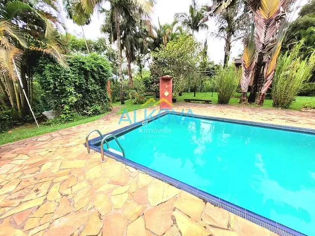Chácara com 34000m² 2 quartos e 2 banheiros, à venda, no bairro Freitas em São José dos Campos