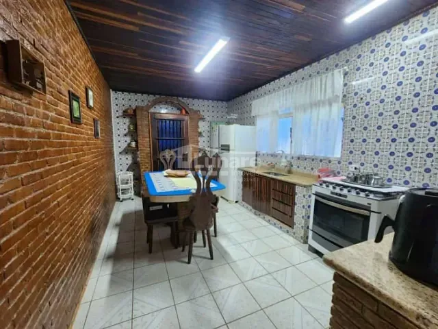 Chácara com 17378m² 3 quartos e 2 banheiros, à venda, no bairro Guararema em Guararema