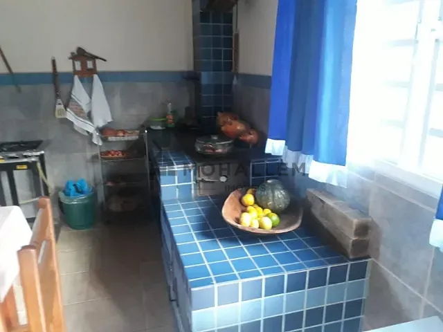 Chácara 4 quartos e 3 banheiros, à venda, no bairro Carneiros em Piranguinho