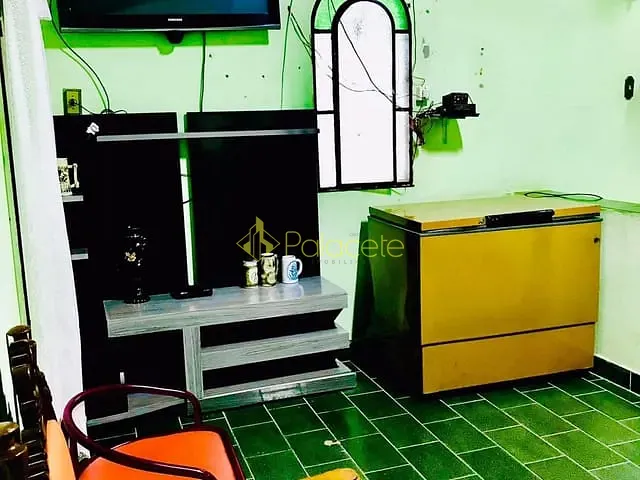Chácara com 4500m² 2 quartos e 1 banheiro, à venda, no bairro São João da Boa Vista em Caçapava