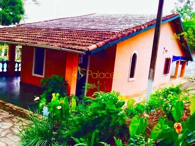 Chácara com 4500m² 2 quartos e 1 banheiro, à venda, no bairro São João da Boa Vista em Caçapava