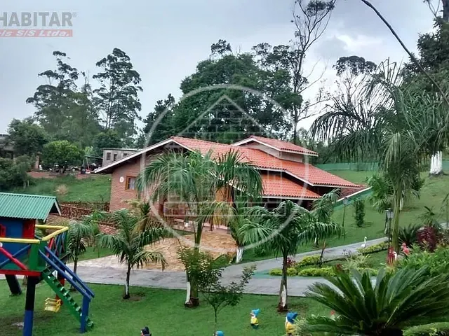 Chácara com 4000m² 2 quartos e 1 banheiro, à venda, no bairro Recanto das Castanheiras em Embu-Guaçu