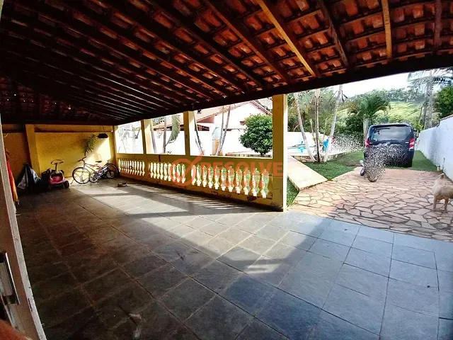 Chácara com 1300m² 3 quartos e 4 banheiros, à venda, no bairro Centro em Jacareí