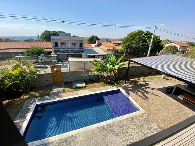 Chácara com 735m², à venda, no bairro Parque da Represa em Paulínia