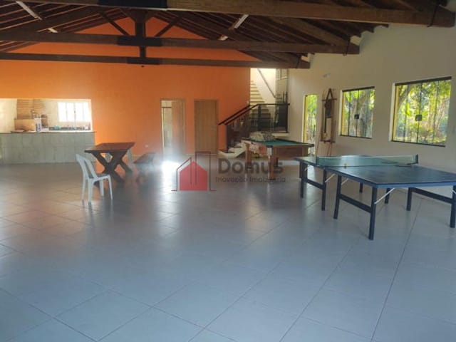 Chácara com 10000m², à venda ou para alugar, no bairro Goiabal em Pindamonhangaba