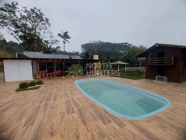 Chácara com 250m² 3 quartos e 3 banheiros, à venda, no bairro Bom Futuro  em Itapoá