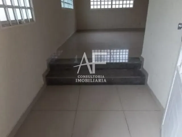 Chácara com 1500m² 4 quartos e 3 banheiros, à venda, no bairro Itaim em Taubaté
