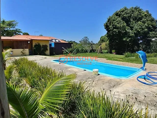 Chácara com 3600m² 2 quartos e 2 banheiros, à venda, no bairro Salto em Guararema