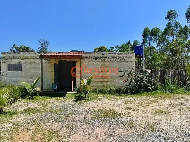 Chácara com 3600m² 2 quartos e 2 banheiros, à venda, no bairro Salto em Guararema