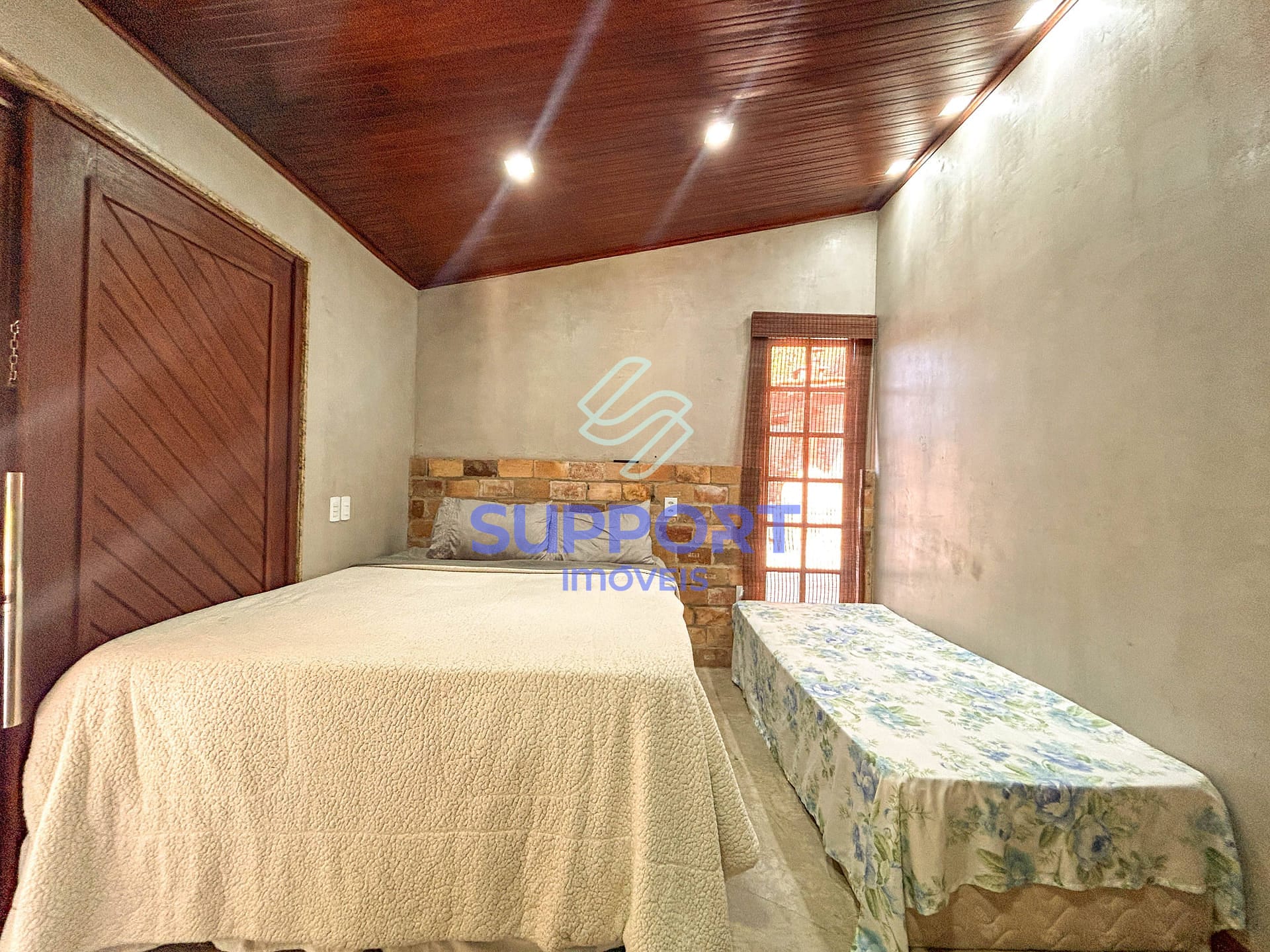 Chácara à venda com 5 quartos, 10m² - Foto 17