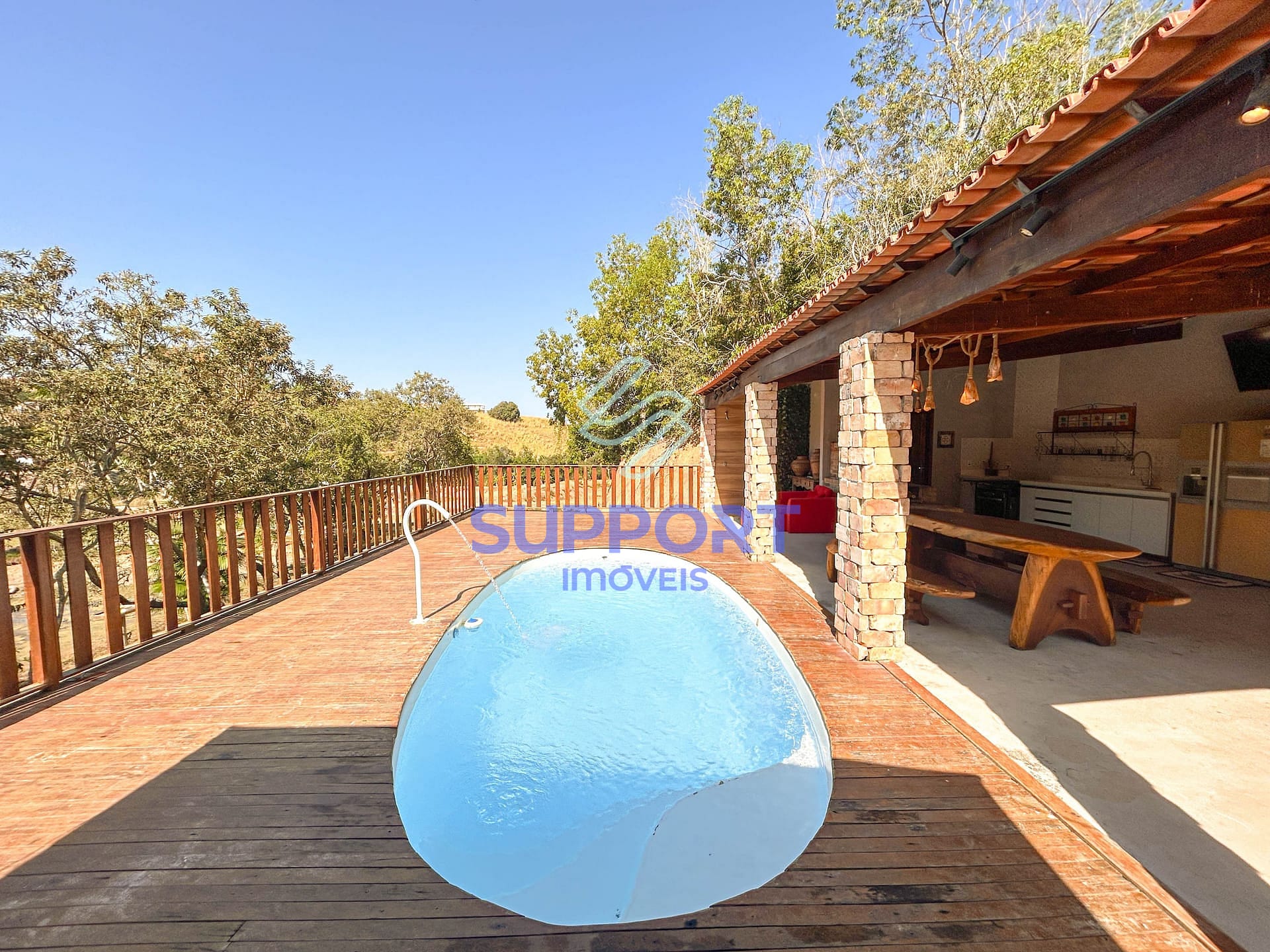 Chácara à venda com 5 quartos, 10m² - Foto 4