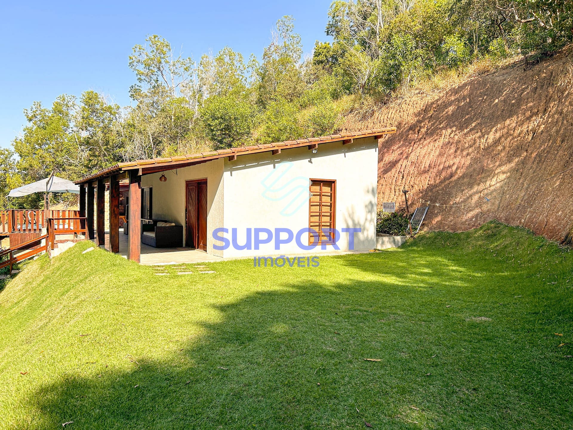 Chácara à venda com 5 quartos, 10m² - Foto 39