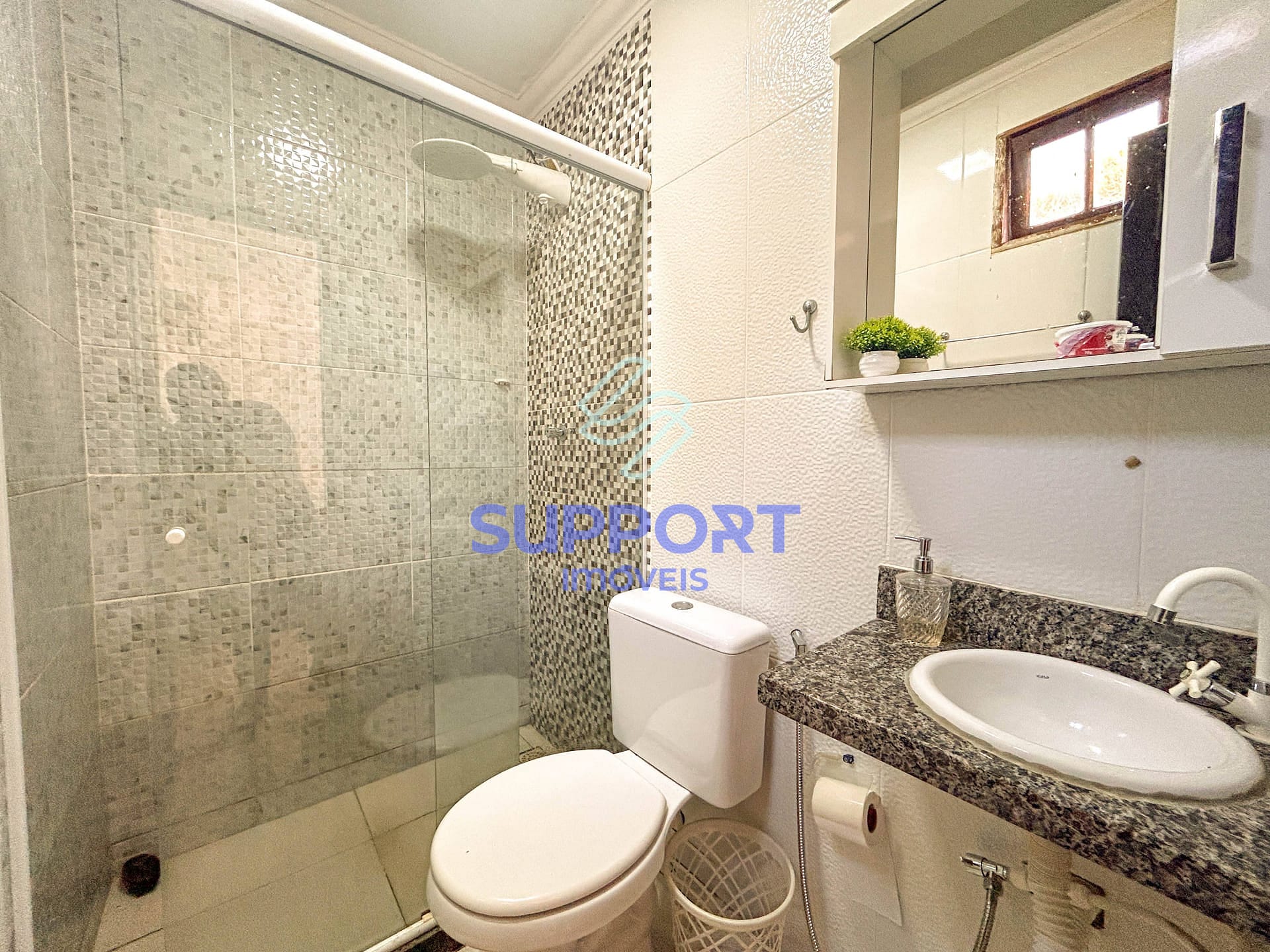 Chácara à venda com 5 quartos, 10m² - Foto 30