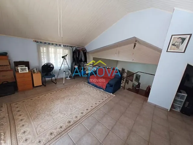 Chácara com 5000m² 2 quartos e 3 banheiros, à venda, no bairro Campo de Aviação Ipuã em Caçapava