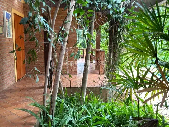 Chácara com 3000m² 2 quartos e 6 banheiros, à venda, no bairro Núcleo Urbano Parque Ana Helena em Jaguariúna