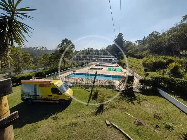 Chácara com 30000m² 15 quartos e 15 banheiros, à venda, no bairro Engenheiro Marsilac em São Paulo