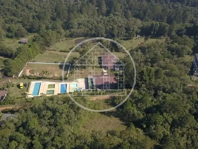 Chácara com 30000m² 15 quartos e 15 banheiros, à venda, no bairro Engenheiro Marsilac em São Paulo