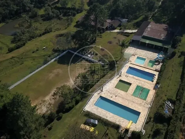 Chácara com 30000m² 15 quartos e 15 banheiros, à venda, no bairro Engenheiro Marsilac em São Paulo