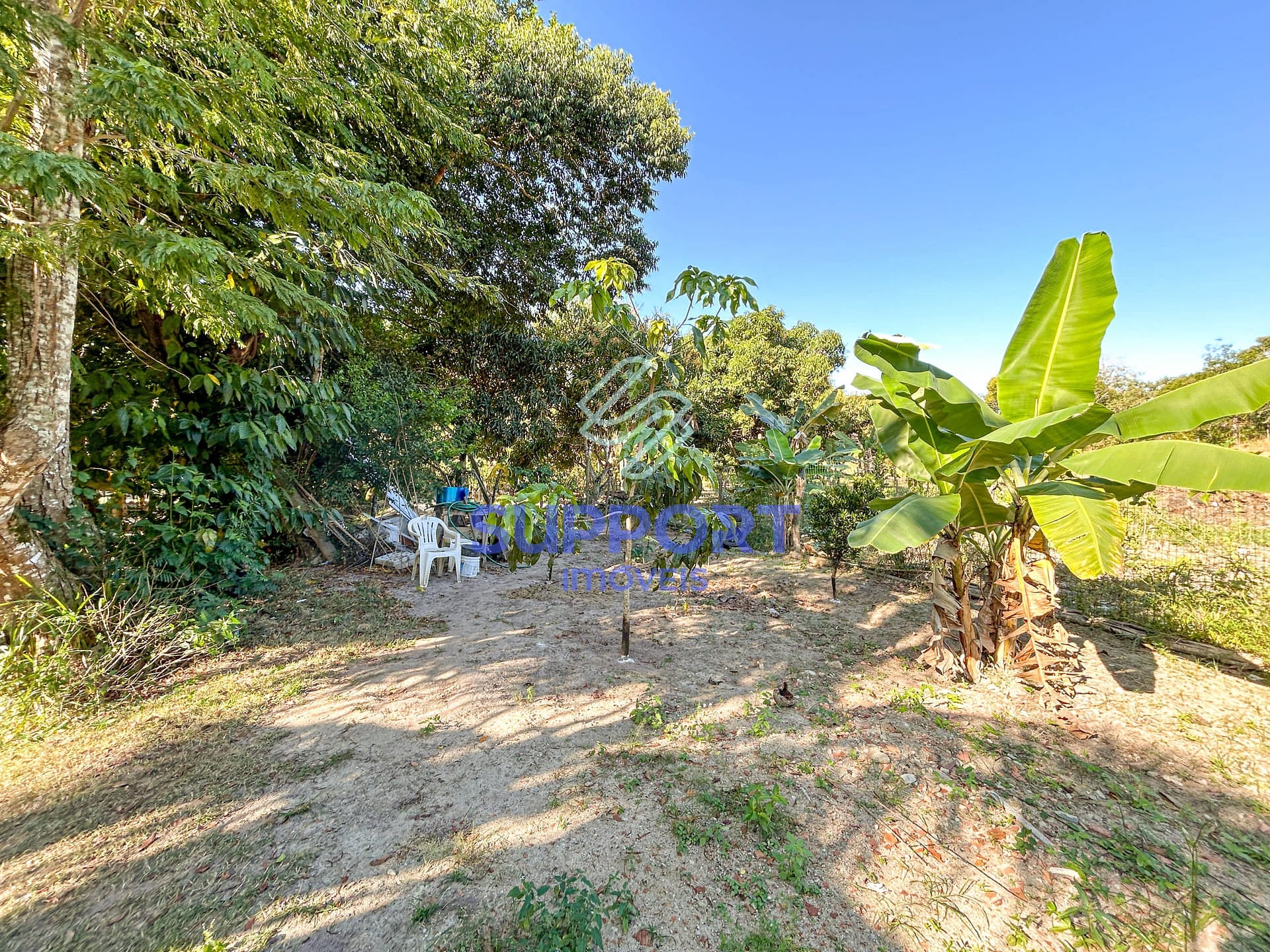 Chácara à venda com 4 quartos, 10m² - Foto 17