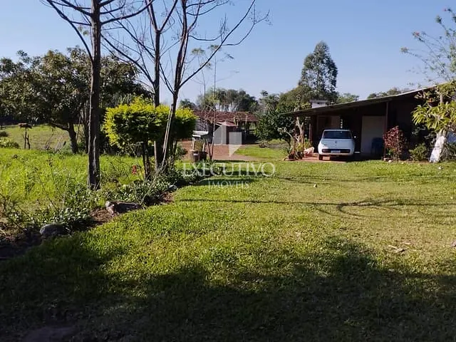 Chácara com 15000m² 2 quartos e 2 banheiros, à venda, no bairro Linha Floresta em Três Passos