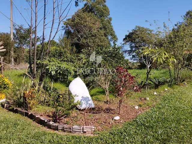Chácara com 15000m² 2 quartos e 2 banheiros, à venda, no bairro Linha Floresta em Três Passos