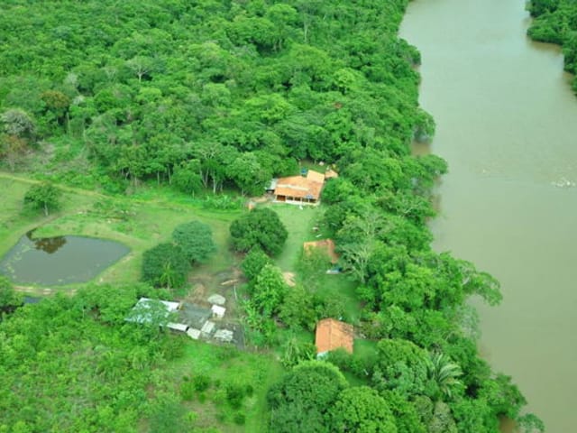 Chácara com 270000m², à venda, no bairro Centro em Rosário Oeste