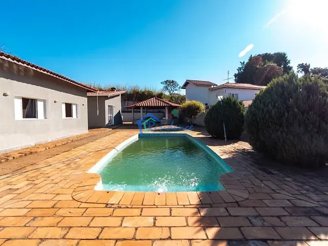 Chácara com 2500m² 4 quartos e 4 banheiros, à venda, no bairro Terras de Itaici em Indaiatuba