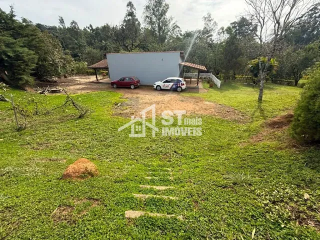 Chácara com 6000m² 1 quarto e 1 banheiro, à venda, no bairro Zona Rural em Andradas