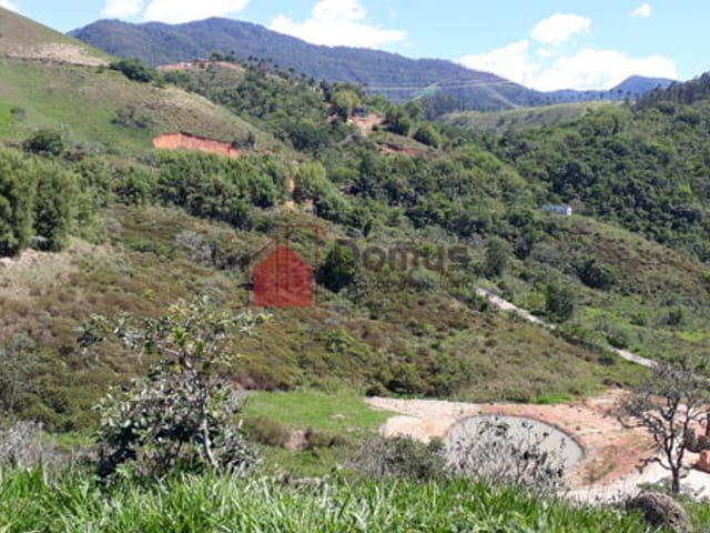 Chácara com 20000m², à venda, no bairro Mandú em Pindamonhangaba