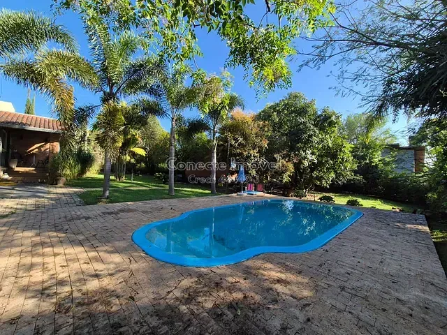 Chácara com 1250m² 4 quartos e 4 banheiros, à venda, no bairro Chácaras Camanducaia em Holambra