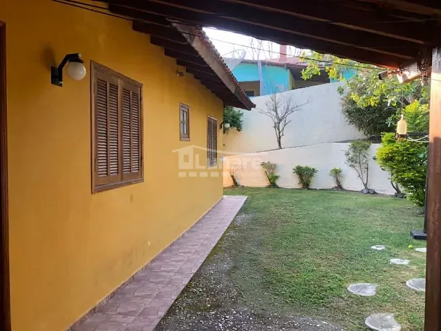 Chácara com 1185m² 3 quartos e 2 banheiros, à venda, no bairro Parque Agrinco em Guararema