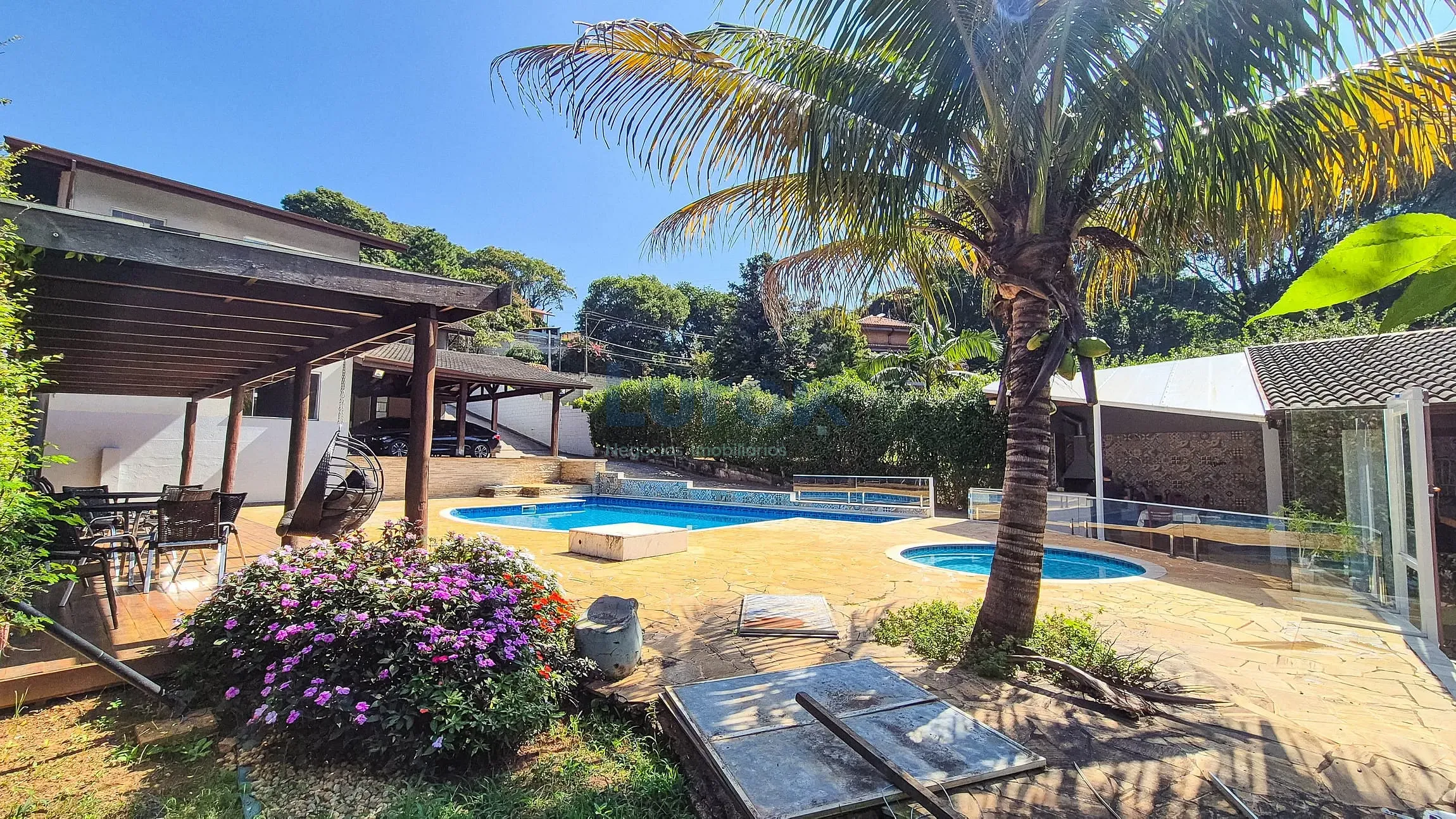 Chácara, 4 quartos, 1150 m² - Foto 1