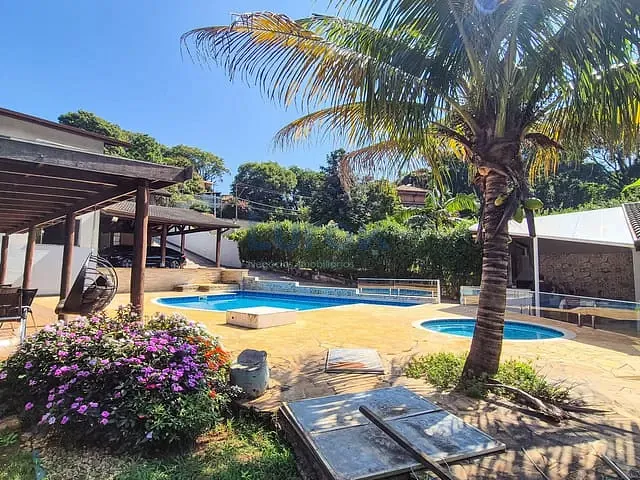 Chácara com 1150m² 4 quartos e 5 banheiros, à venda, no bairro Vale Verde em Valinhos