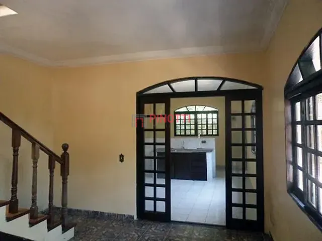 Chácara 3 quartos e 2 banheiros, à venda, no bairro Parque Andreense em Santo André