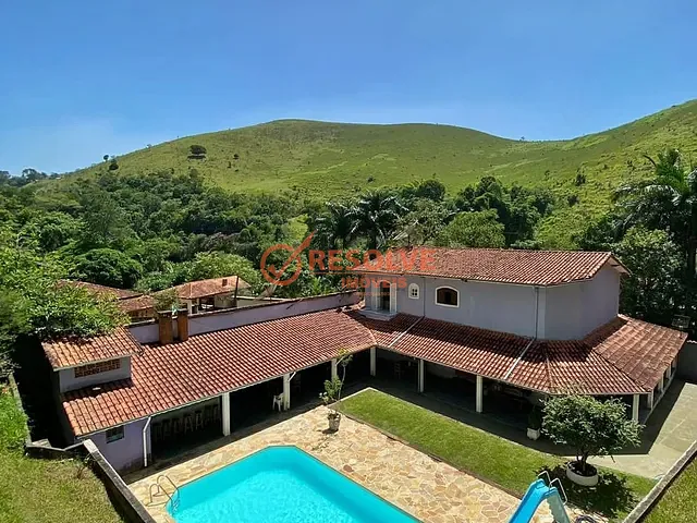 Chácara com 5000m² 4 quartos e 5 banheiros, à venda, no bairro Itaóca em Guararema