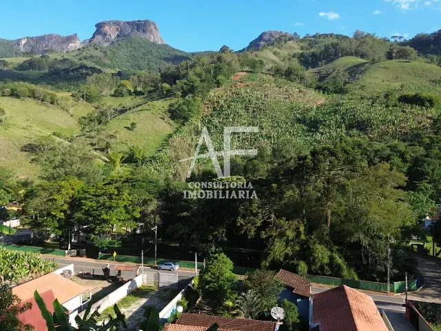 Chácara com 1136m² 2 quartos e 1 banheiro, à venda, no bairro Paiol Grande em São Bento do Sapucaí
