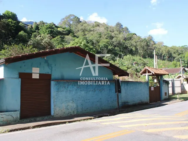 Chácara com 1136m² 2 quartos e 1 banheiro, à venda, no bairro Paiol Grande em São Bento do Sapucaí