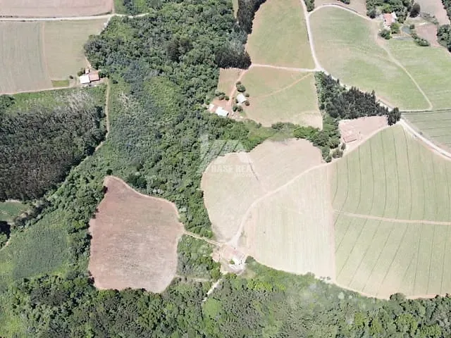 Chácara com 48000m² 1 quarto e 1 banheiro, à venda, no bairro Área Rural em Guamiranga