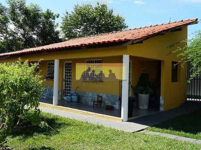 Chácara com 1234m² 4 quartos e 3 banheiros, à venda, no bairro Village Campinas em Campinas