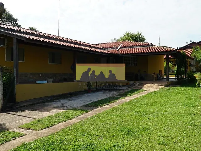 Chácara com 1234m² 4 quartos e 3 banheiros, à venda, no bairro Village Campinas em Campinas
