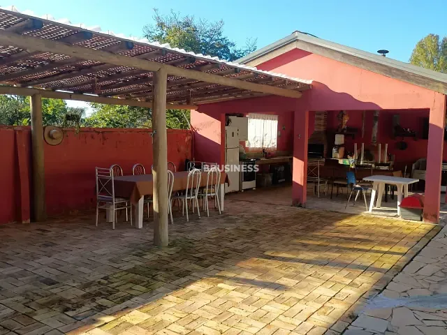 Chácara 4 quartos e 4 banheiros, à venda, no bairro Lopes em Valinhos